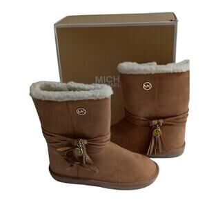 Michael Kors Pamina Tan Faux Fur Lined Boots Little Girls size 12 EUC with box